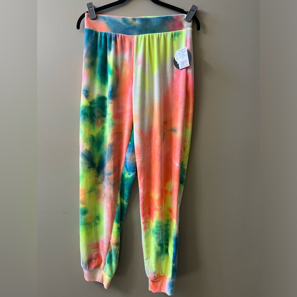 new rainbow fleece joggers medium